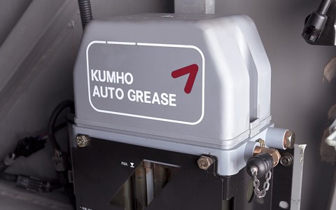 AUTO GREASE LUBRICATOR (OPT)