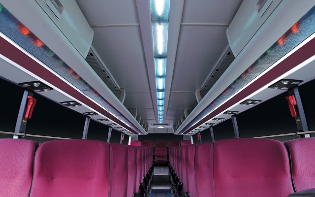 1 row Line light & Standard shelves